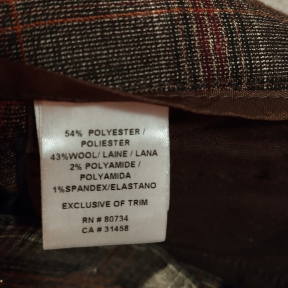 BCBGMAXAZRIA Knee Length Cropped Pants - Picture 6 of 6